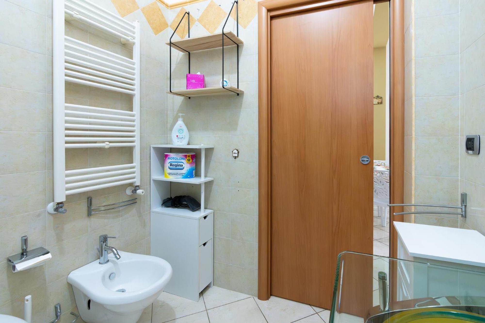 Casa Vacanze Ines Latiano エクステリア 写真